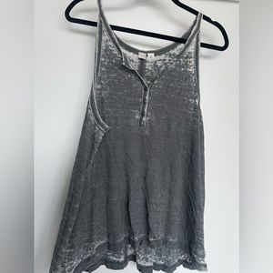 Gray/distorted wash tank